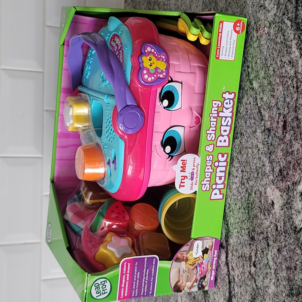 Kids Toys Pinic Basket with Play Food